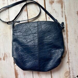 SHANE vintage 80s crinkle texture leather crossbody bag hobo purse navy blue EUC